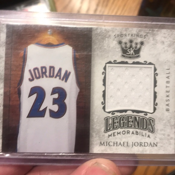 Legends memorbilia - Picture 1 of 2